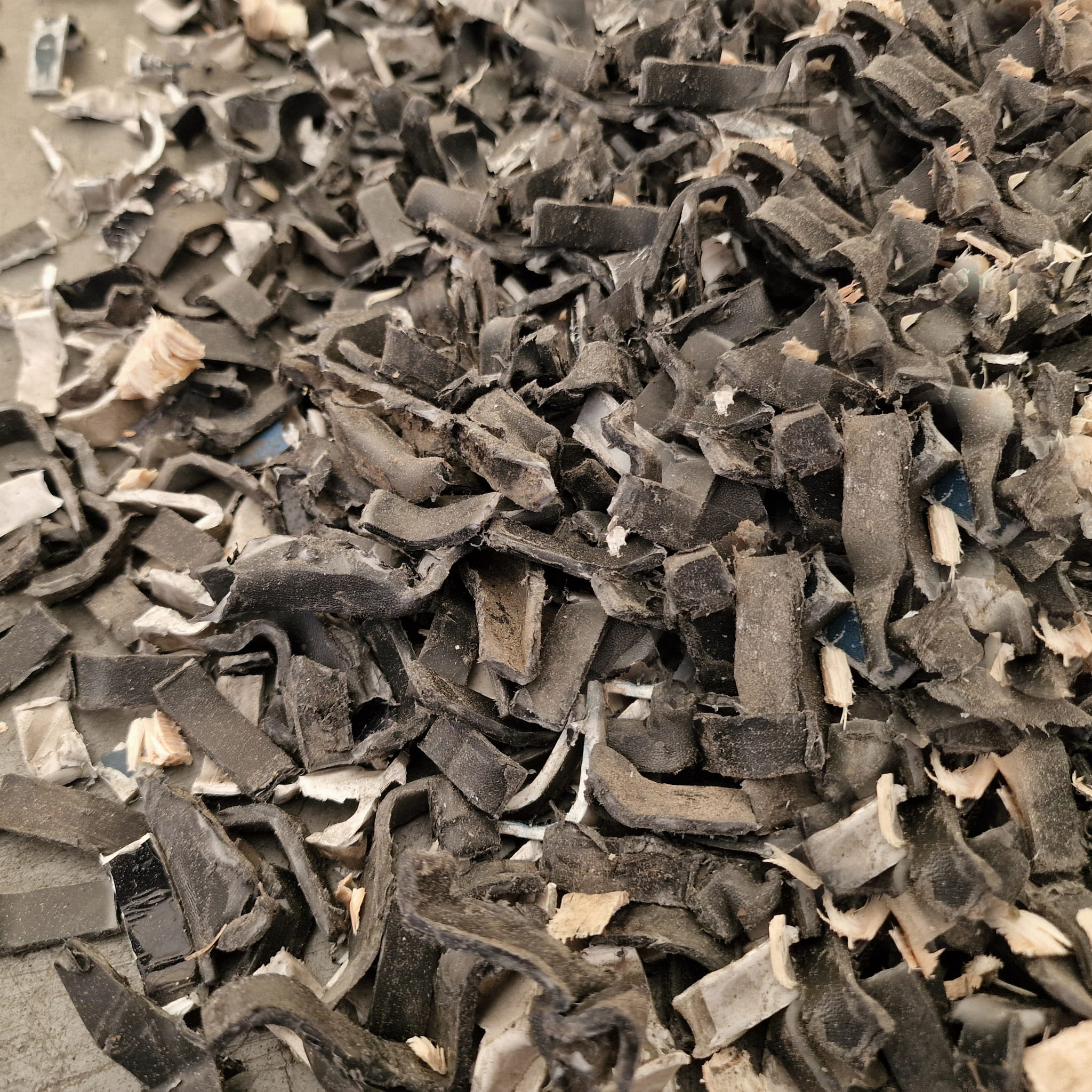 Broyeur 2 arbres 10 Cv Broyeur 2 arbres 10 Cv